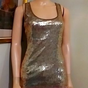 HP INC Host Pick razor back Gold Sequined tank Nwot